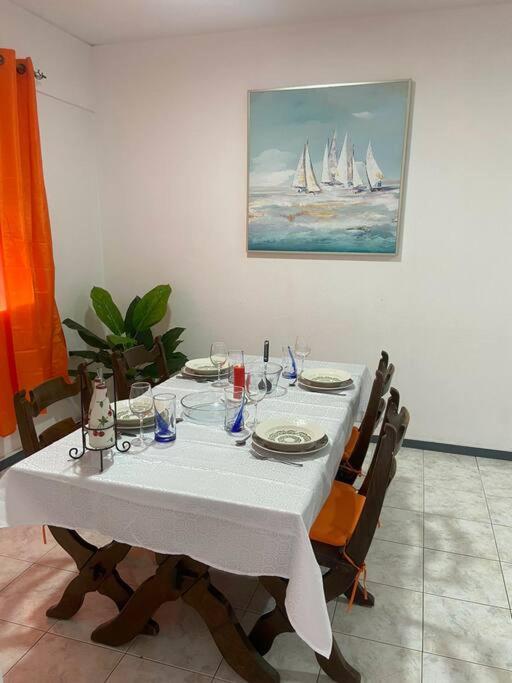 Lovely Apartment In Mindelo City Center Εξωτερικό φωτογραφία